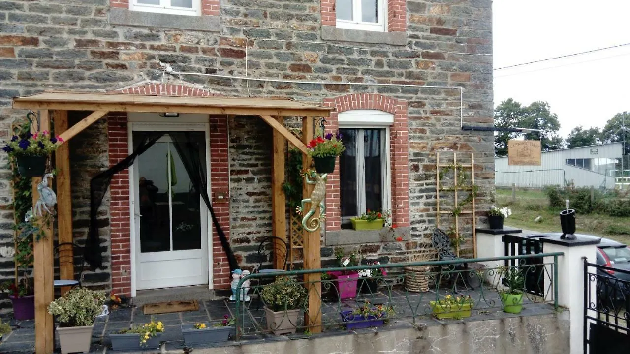 Gouarec Bed & Breakfast Lanrivain 0*,  France
